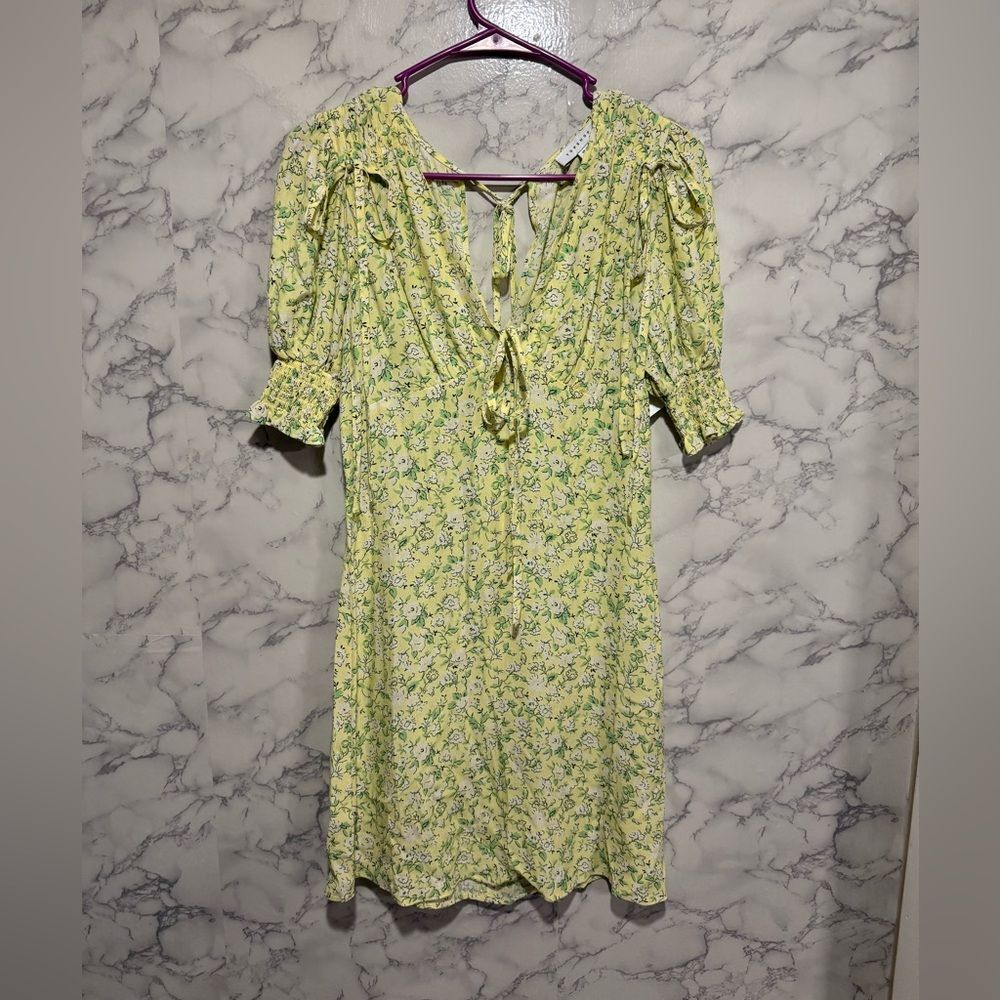 NEW TOPSHOP Floral Yellow Dress